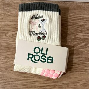 Oli Rose Crew Socks - Cream with Olive Trim